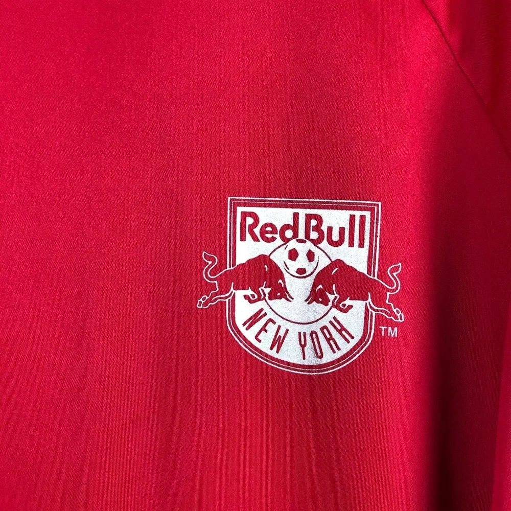 Adidas MLS  Red Bulls Soccer T-shirt. Size L.